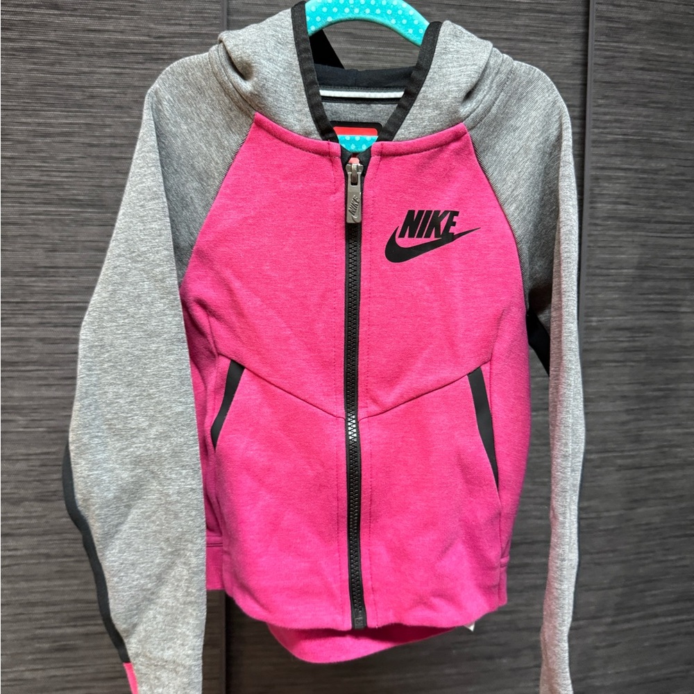 Nike Thermal-FIT Full Zip Youth Size 5-6